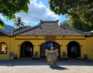 Văn khấn miếu Bà Phi Yến chính xác nhất được dùng phổ biến