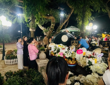 Bài khấn viếng mộ cô Sáu cầu bình an, may mắn