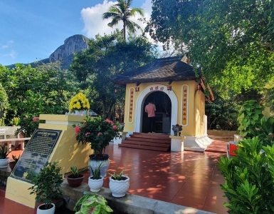 Ngũ hành thánh mẫu là ai? Khám phá miếu 5 Mẹ Ngũ Hành tại Côn Đảo