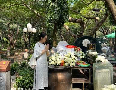 Văn khấn Cô Sáu và quy trình dâng lễ chuẩn tại Côn Đảo