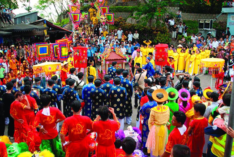 miếu ngũ hành côn đảo