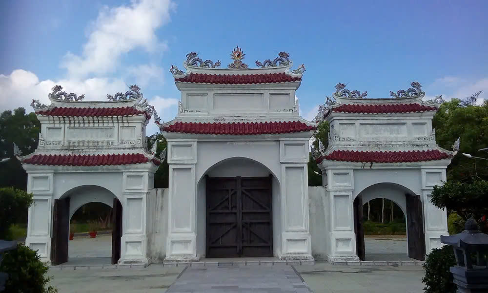 đền thờ Côn Đảo