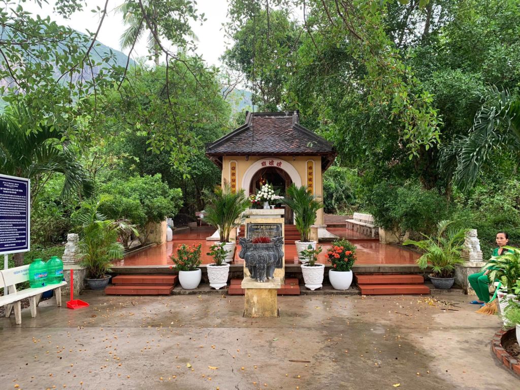 văn khấn miếu 5 cô côn đảo