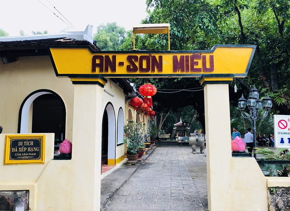 văn khấn miếu bà phi yến côn đảo