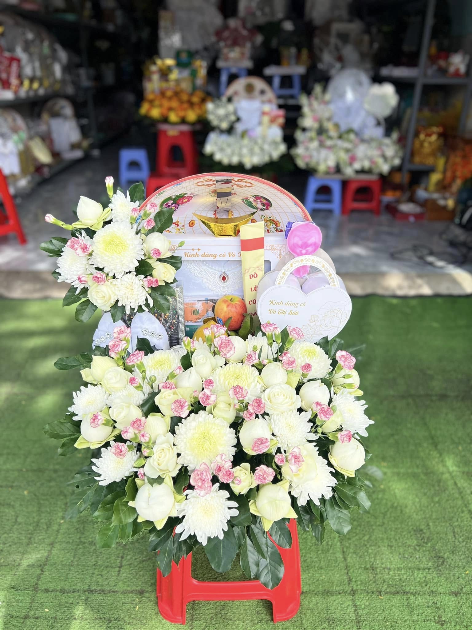 Mâm cúng cô sáu và chiến sĩ côn đảo