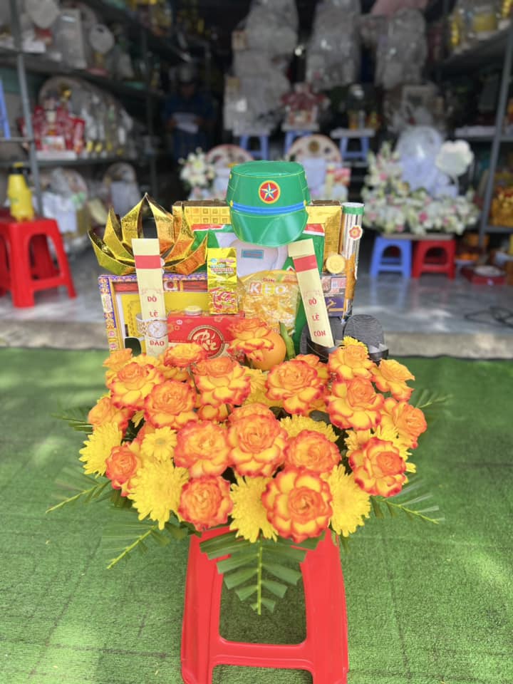 Mâm cúng cô sáu và chiến sĩ côn đảo